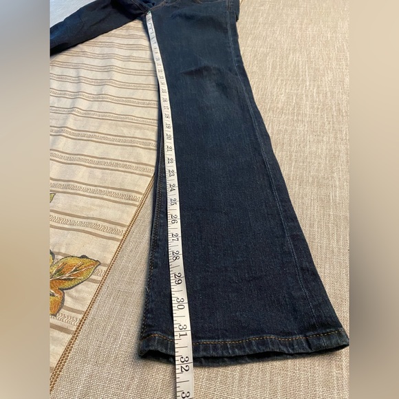 Express Low Rise Barely Bootcut Jeans - Picture 7 of 8